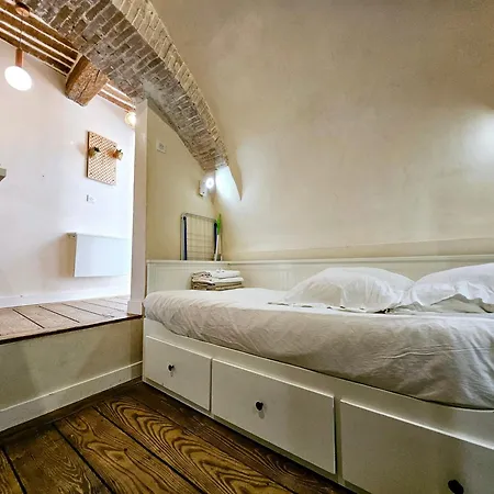 La Studette Bain - Au Coeur Du Vieil Apartmán Antibes